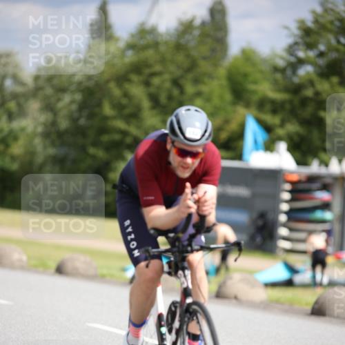 16.06.2024 - 26. Vierlanden-Triathlon Jannik Wohlers http://msf.ph/oto/6269204 16.06.2024 10:58:41 Radfahren 1, 53, 152, 173, 191, 196, 223 meine-sportfotos.de