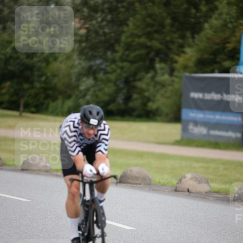16.06.2024 - 26. Vierlanden-Triathlon Jannik Wohlers http://msf.ph/oto/6269442 16.06.2024 11:00:41 Radfahren 112, 218 meine-sportfotos.de