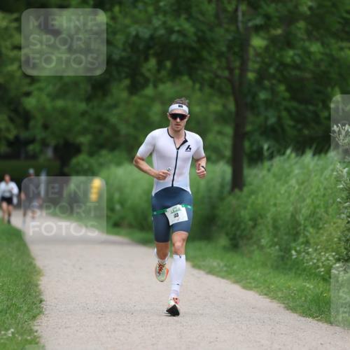 16.06.2024 - 7 Türme Triathlon Michael Strokosch http://msf.ph/oto/6273785 16.06.2024 11:51:54 Laufen 133 meine-sportfotos.de
