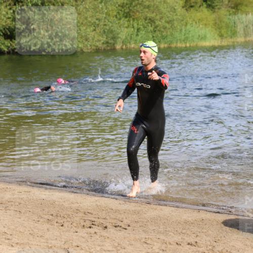 16.06.2024 - 26. Vierlanden-Triathlon Strokosch-Dieckow http://msf.ph/oto/6290956 16.06.2024 09:34:25 Schwimmen 35, 44, 49, 68, 190, 35, 44, 49, 68, 190 meine-sportfotos.de