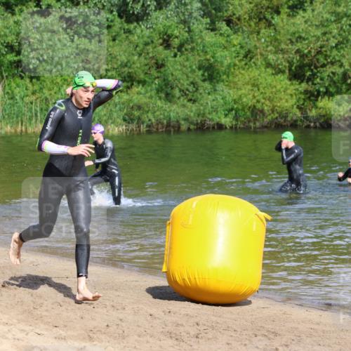 16.06.2024 - 26. Vierlanden-Triathlon Strokosch-Dieckow http://msf.ph/oto/6291367 16.06.2024 09:35:09 Schwimmen 46, 46 meine-sportfotos.de
