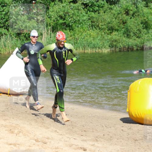 16.06.2024 - 26. Vierlanden-Triathlon Strokosch-Dieckow http://msf.ph/oto/6292526 16.06.2024 09:36:51 Schwimmen 99, 122, 99, 122 meine-sportfotos.de