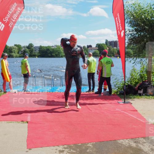 16.06.2024 - 7 Türme Triathlon KatJ http://msf.ph/oto/6296464 16.06.2024 11:09:55 Schwimmen 15, 16, 47, 201, 202 meine-sportfotos.de