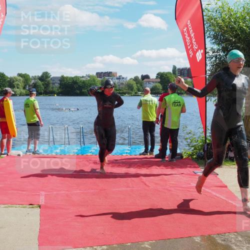 16.06.2024 - 7 Türme Triathlon KatJ http://msf.ph/oto/6296699 16.06.2024 11:10:21 Schwimmen 15, 42, 47, 201, 246 meine-sportfotos.de