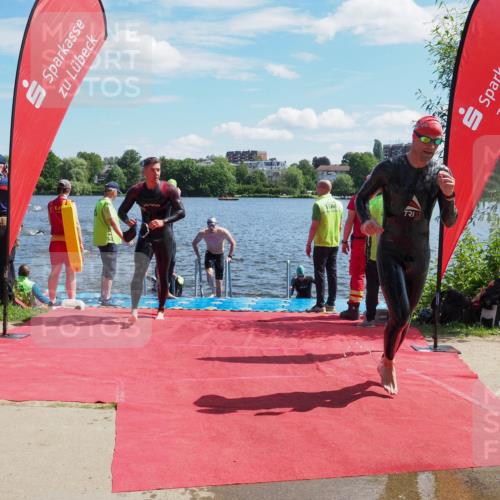 16.06.2024 - 7 Türme Triathlon KatJ http://msf.ph/oto/6297728 16.06.2024 11:12:09 Schwimmen 9, 44, 180, 213, 247, 249, 602 meine-sportfotos.de