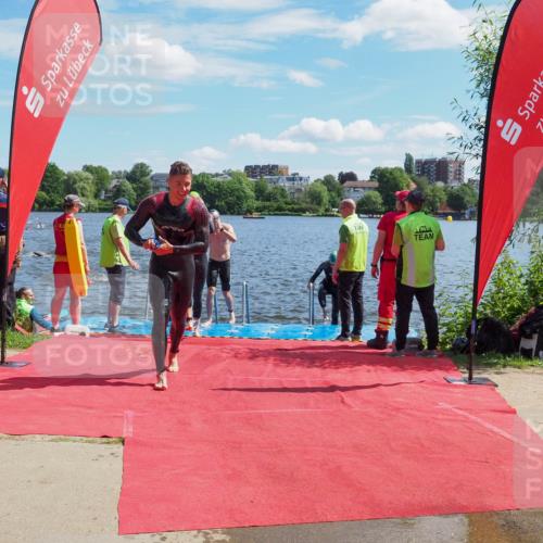 16.06.2024 - 7 Türme Triathlon KatJ http://msf.ph/oto/6297746 16.06.2024 11:12:10 Schwimmen 9, 44, 180, 213, 247, 249, 602 meine-sportfotos.de