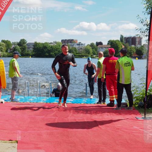 16.06.2024 - 7 Türme Triathlon KatJ http://msf.ph/oto/6297878 16.06.2024 11:12:27 Schwimmen 9, 160, 213, 247, 602 meine-sportfotos.de