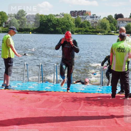 16.06.2024 - 7 Türme Triathlon KatJ http://msf.ph/oto/6298389 16.06.2024 11:13:23 Schwimmen 32, 40, 148, 152, 157, 164, 188, 209, 259, 295 meine-sportfotos.de