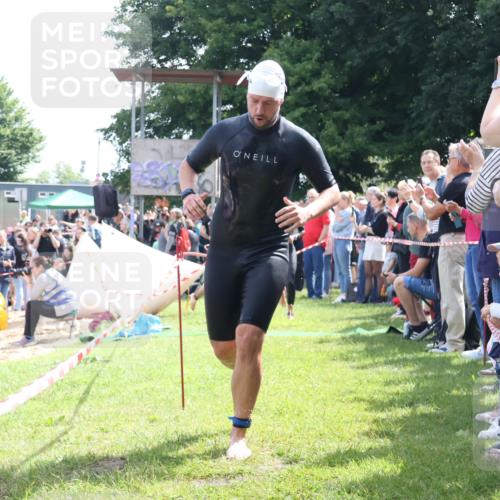 16.06.2024 - 26. Vierlanden-Triathlon Lena Gebhardt http://msf.ph/oto/6299543 16.06.2024 10:58:18 Schwimmen 254, 257, 288, 302, 345, 346, 349, 254, 257, 288, 302, 345, 346, 349 meine-sportfotos.de