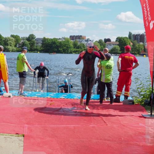 16.06.2024 - 7 Türme Triathlon KatJ http://msf.ph/oto/6300530 16.06.2024 11:16:24 Schwimmen 30, 37, 158, 175, 193, 199, 217, 219, 231, 283 meine-sportfotos.de