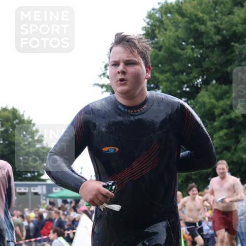 16.06.2024 - 26. Vierlanden-Triathlon Lena Gebhardt http://msf.ph/oto/6300751 16.06.2024 11:00:20 Schwimmen 276, 283, 340, 344, 1274, 276, 283, 340, 344, 1274 meine-sportfotos.de