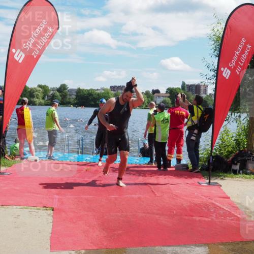 16.06.2024 - 7 Türme Triathlon KatJ http://msf.ph/oto/6300968 16.06.2024 11:16:52 Schwimmen 22, 27, 37, 158, 175, 186, 217, 230, 231, 289, 298 meine-sportfotos.de