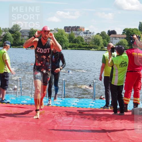 16.06.2024 - 7 Türme Triathlon KatJ http://msf.ph/oto/6301108 16.06.2024 11:17:00 Schwimmen 22, 27, 37, 175, 186, 217, 230, 231, 272, 289, 298 meine-sportfotos.de