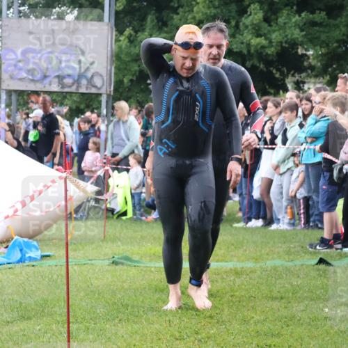 16.06.2024 - 26. Vierlanden-Triathlon Lena Gebhardt http://msf.ph/oto/6302080 16.06.2024 11:07:34 Schwimmen 363, 405, 440, 468, 363, 405, 440, 468 meine-sportfotos.de