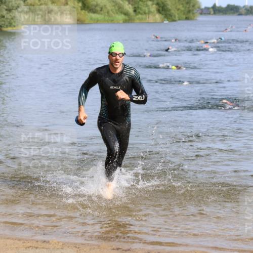 16.06.2024 - 26. Vierlanden-Triathlon Strokosch-Dieckow http://msf.ph/oto/6302942 16.06.2024 09:45:13 Schwimmen 17, 97, 133, 136, 160, 17, 97, 133, 136, 160 meine-sportfotos.de