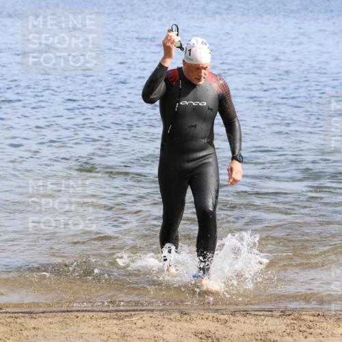 16.06.2024 - 26. Vierlanden-Triathlon Strokosch-Dieckow http://msf.ph/oto/6303603 16.06.2024 09:45:55 Schwimmen 54, 84, 152, 54, 84, 152 meine-sportfotos.de