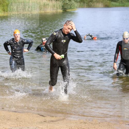 16.06.2024 - 26. Vierlanden-Triathlon Strokosch-Dieckow http://msf.ph/oto/6304245 16.06.2024 09:46:31 Schwimmen 22, 89, 115, 138, 168, 173, 22, 89, 115, 138, 168, 173 meine-sportfotos.de