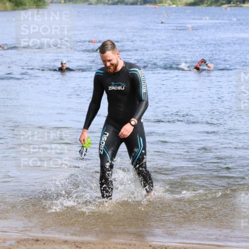 16.06.2024 - 26. Vierlanden-Triathlon Strokosch-Dieckow http://msf.ph/oto/6306078 16.06.2024 09:48:54 Schwimmen 72, 100, 112, 72, 100, 112 meine-sportfotos.de