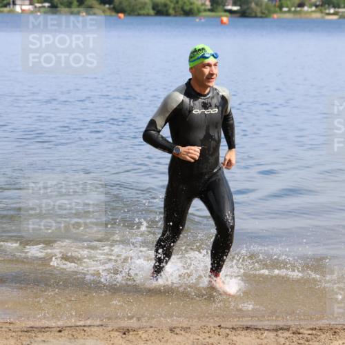 16.06.2024 - 26. Vierlanden-Triathlon Strokosch-Dieckow http://msf.ph/oto/6309542 16.06.2024 09:54:31 Schwimmen 94, 94 meine-sportfotos.de