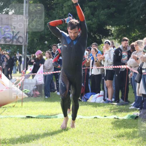 16.06.2024 - 26. Vierlanden-Triathlon Lena Gebhardt http://msf.ph/oto/6312063 16.06.2024 09:34:32 Schwimmen 14, 44, 49, 68, 76, 190, 14, 44, 49, 68, 76, 190 meine-sportfotos.de