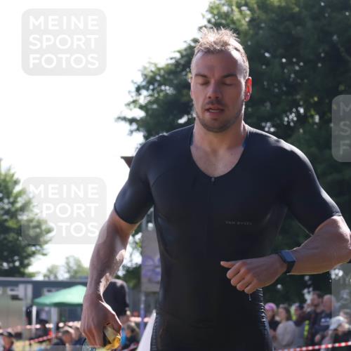 16.06.2024 - 26. Vierlanden-Triathlon Lena Gebhardt http://msf.ph/oto/6312573 16.06.2024 09:36:13 Schwimmen 40, 107, 40, 107 meine-sportfotos.de
