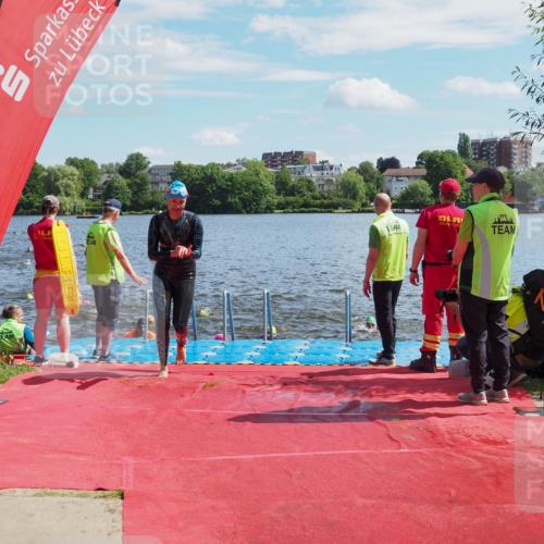 16.06.2024 - 7 Türme Triathlon KatJ http://msf.ph/oto/6313158 16.06.2024 11:18:57 Schwimmen 11, 36, 156, 216, 232, 262, 268, 615 meine-sportfotos.de