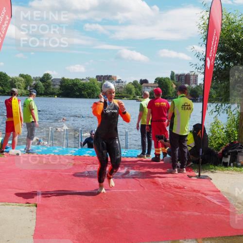 16.06.2024 - 7 Türme Triathlon KatJ http://msf.ph/oto/6313530 16.06.2024 11:19:29 Schwimmen 25, 41, 156, 189, 204, 221, 232, 262 meine-sportfotos.de