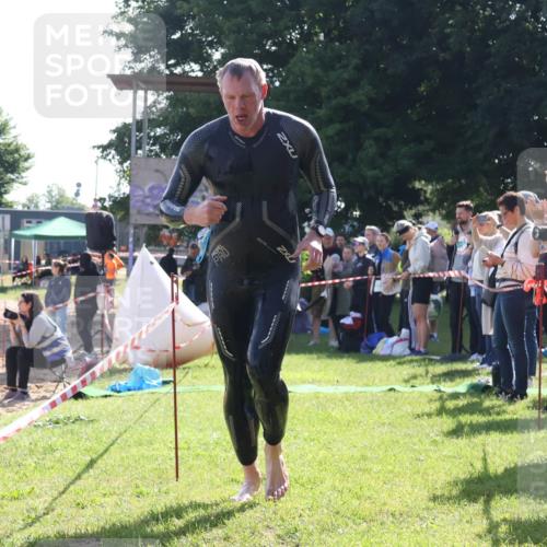 16.06.2024 - 26. Vierlanden-Triathlon Lena Gebhardt http://msf.ph/oto/6313712 16.06.2024 09:38:37 Schwimmen 127, 127 meine-sportfotos.de