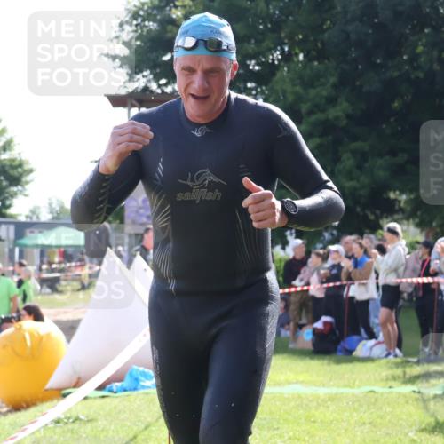 16.06.2024 - 26. Vierlanden-Triathlon Lena Gebhardt http://msf.ph/oto/6314444 16.06.2024 09:42:31 Schwimmen 65, 166, 177, 180, 65, 166, 177, 180 meine-sportfotos.de