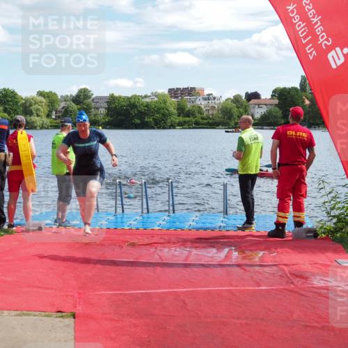 16.06.2024 - 7 Türme Triathlon KatJ http://msf.ph/oto/6315028 16.06.2024 11:22:35 Schwimmen 170 meine-sportfotos.de