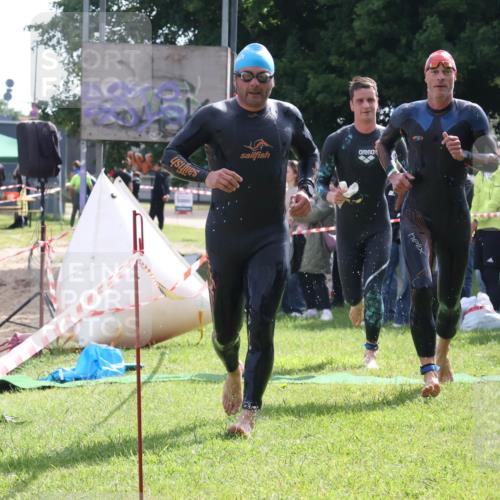 16.06.2024 - 26. Vierlanden-Triathlon Lena Gebhardt http://msf.ph/oto/6315881 16.06.2024 09:53:17 Schwimmen 143, 206, 216, 143, 206, 216 meine-sportfotos.de