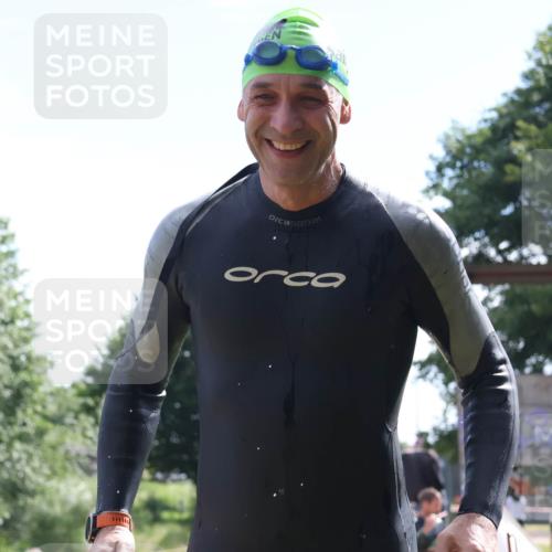 16.06.2024 - 26. Vierlanden-Triathlon Lena Gebhardt http://msf.ph/oto/6316087 16.06.2024 09:54:43 Schwimmen 94, 119, 94, 119 meine-sportfotos.de
