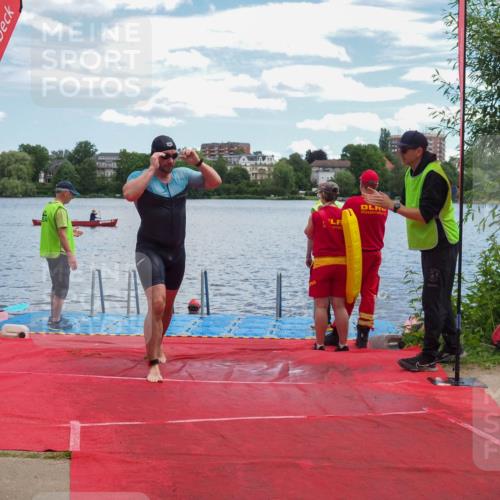 16.06.2024 - 7 Türme Triathlon KatJ http://msf.ph/oto/6316097 16.06.2024 11:28:04 Schwimmen 236, 251, 258, 266 meine-sportfotos.de