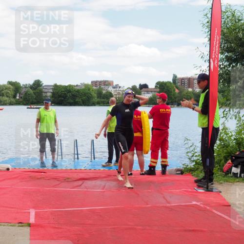 16.06.2024 - 7 Türme Triathlon KatJ http://msf.ph/oto/6316426 16.06.2024 11:33:56 Schwimmen 224 meine-sportfotos.de