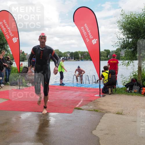 16.06.2024 - 7 Türme Triathlon KatJ http://msf.ph/oto/6316798 16.06.2024 11:52:09 Schwimmen 542, 554, 559, 587, 606 meine-sportfotos.de