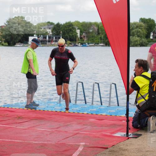 16.06.2024 - 7 Türme Triathlon KatJ http://msf.ph/oto/6316889 16.06.2024 11:52:19 Schwimmen 139, 432, 542, 559, 587, 606 meine-sportfotos.de