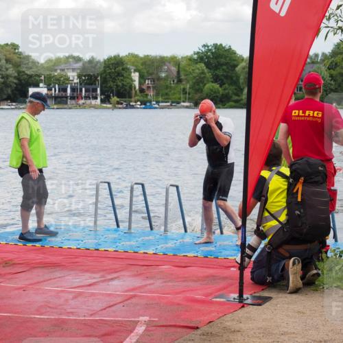 16.06.2024 - 7 Türme Triathlon KatJ http://msf.ph/oto/6317015 16.06.2024 11:52:58 Schwimmen 139, 315, 347, 381, 397, 432, 441, 462, 489, 593, 614 meine-sportfotos.de