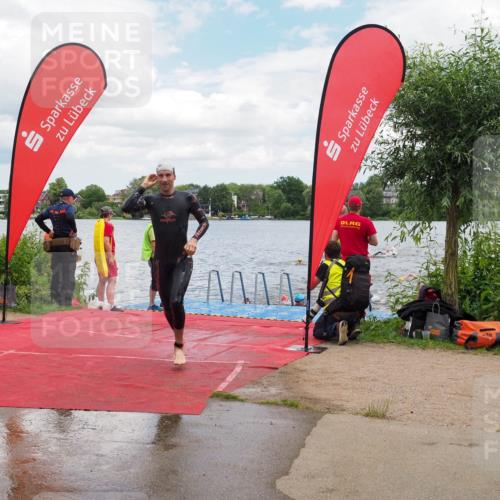 16.06.2024 - 7 Türme Triathlon KatJ http://msf.ph/oto/6317200 16.06.2024 11:53:14 Schwimmen 315, 325, 346, 381, 397, 398, 441, 450, 456, 462, 472, 489, 520, 539, 572, 593, 614, 620 meine-sportfotos.de