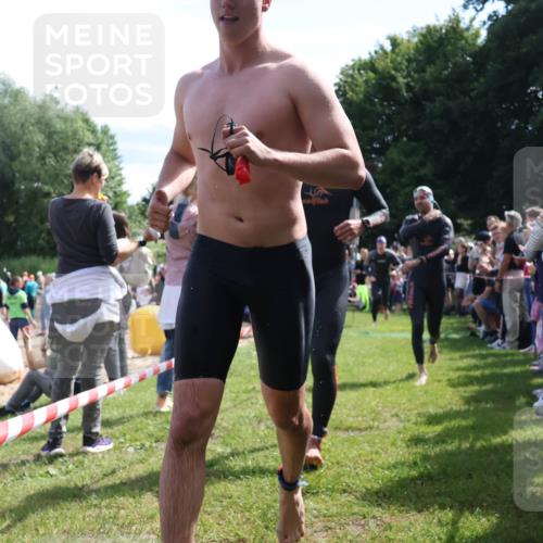 16.06.2024 - 26. Vierlanden-Triathlon Lena Gebhardt http://msf.ph/oto/6317702 16.06.2024 10:56:04 Schwimmen 233, 278, 293, 294, 310, 318, 321, 326, 333, 339, 233, 278, 293, 294, 310, 318, 321, 326, 333, 339 meine-sportfotos.de