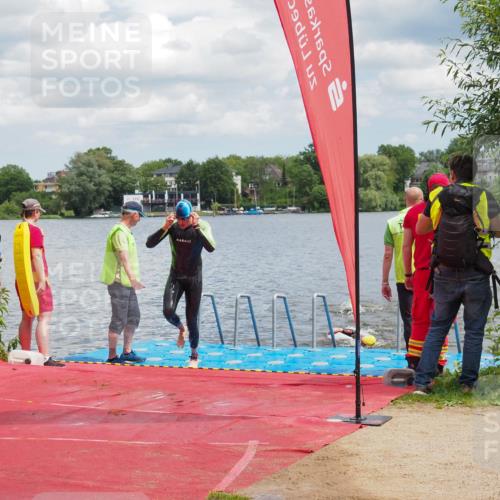 16.06.2024 - 7 Türme Triathlon KatJ http://msf.ph/oto/6317719 16.06.2024 11:54:13 Schwimmen 133, 309, 310, 318, 340, 342, 385, 461, 498, 501, 509, 524, 528, 547, 607 meine-sportfotos.de