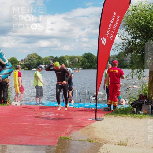 16.06.2024 - 7 Türme Triathlon KatJ http://msf.ph/oto/6317855 16.06.2024 11:54:34 Schwimmen 310, 311, 318, 321, 340, 342, 383, 388, 394, 461, 484, 490, 501, 509, 524, 528, 533, 543, 547, 585, 607, 610 meine-sportfotos.de