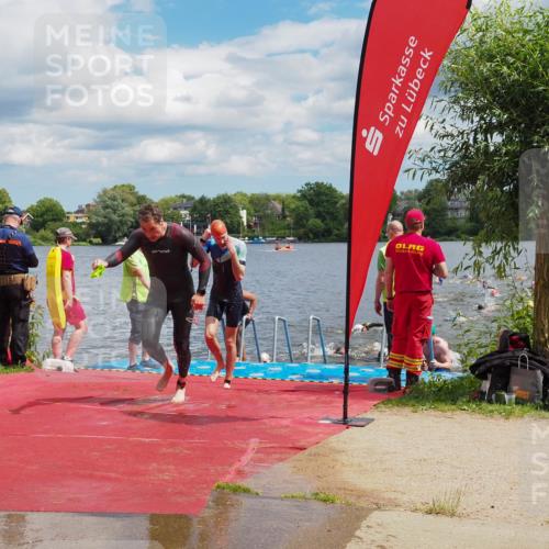 16.06.2024 - 7 Türme Triathlon KatJ http://msf.ph/oto/6317865 16.06.2024 11:54:35 Schwimmen 310, 311, 318, 321, 342, 383, 388, 394, 461, 484, 490, 501, 509, 524, 528, 533, 543, 547, 585, 607, 610 meine-sportfotos.de