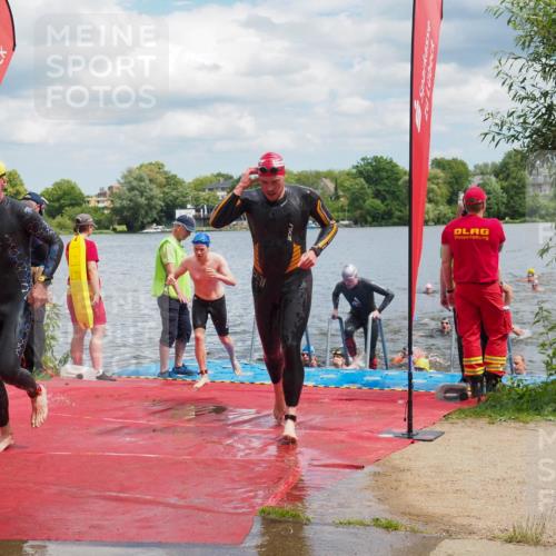 16.06.2024 - 7 Türme Triathlon KatJ http://msf.ph/oto/6318205 16.06.2024 11:55:12 Schwimmen 311, 321, 323, 341, 353, 364, 373, 383, 386, 394, 412, 420, 446, 477, 479, 484, 490, 493, 497, 514, 527, 532, 553, 563, 564, 585 meine-sportfotos.de