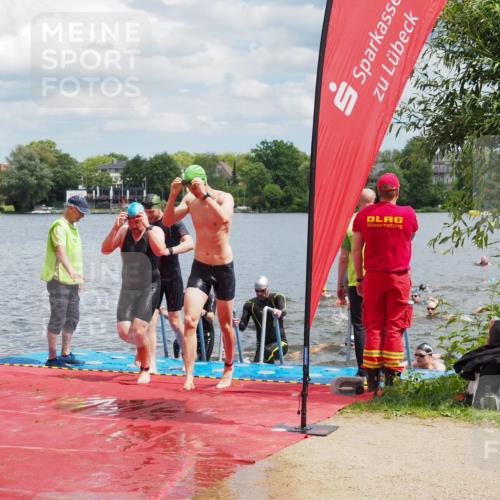 16.06.2024 - 7 Türme Triathlon KatJ http://msf.ph/oto/6318357 16.06.2024 11:55:30 Schwimmen 320, 323, 329, 341, 353, 371, 372, 373, 384, 386, 402, 412, 430, 443, 447, 463, 477, 479, 493, 497, 506, 514, 527, 532, 551, 553, 563, 564 meine-sportfotos.de