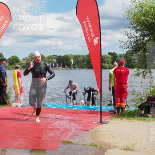 16.06.2024 - 7 Türme Triathlon KatJ http://msf.ph/oto/6318457 16.06.2024 11:55:45 Schwimmen 320, 329, 341, 353, 371, 372, 373, 384, 396, 402, 430, 437, 443, 447, 454, 463, 485, 506, 514, 527, 551, 553, 616 meine-sportfotos.de