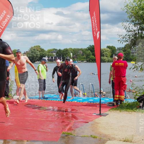 16.06.2024 - 7 Türme Triathlon KatJ http://msf.ph/oto/6318483 16.06.2024 11:55:50 Schwimmen 320, 329, 353, 371, 372, 384, 396, 402, 430, 437, 443, 447, 454, 463, 485, 506, 514, 527, 551, 553, 599, 616 meine-sportfotos.de