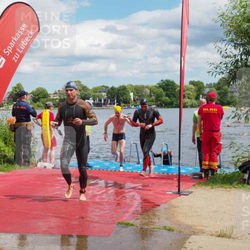 16.06.2024 - 7 Türme Triathlon KatJ http://msf.ph/oto/6318546 16.06.2024 11:55:59 Schwimmen 320, 329, 371, 372, 384, 396, 402, 430, 437, 443, 447, 454, 463, 485, 506, 551, 599, 616 meine-sportfotos.de