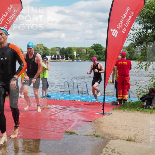 16.06.2024 - 7 Türme Triathlon KatJ http://msf.ph/oto/6318618 16.06.2024 11:56:07 Schwimmen 320, 329, 371, 384, 396, 402, 413, 430, 437, 454, 463, 485, 495, 551, 599, 616 meine-sportfotos.de