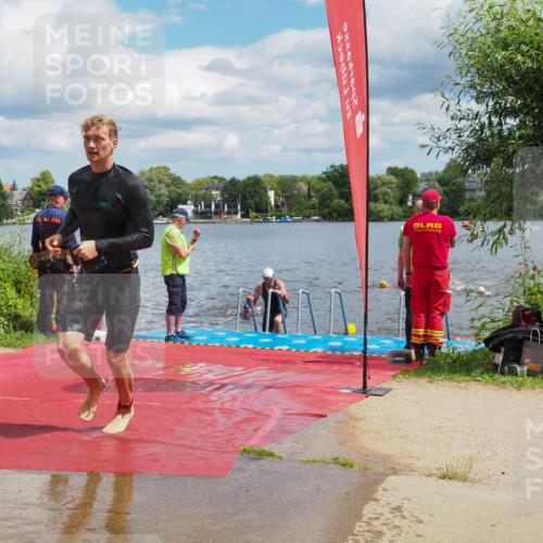 16.06.2024 - 7 Türme Triathlon KatJ http://msf.ph/oto/6318704 16.06.2024 11:56:24 Schwimmen 374, 382, 391, 396, 404, 410, 413, 481, 485, 495, 594, 599, 616 meine-sportfotos.de