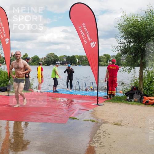 16.06.2024 - 7 Türme Triathlon KatJ http://msf.ph/oto/6318815 16.06.2024 11:56:39 Schwimmen 374, 382, 391, 404, 410, 413, 481, 495, 523, 535, 541, 548, 575, 594 meine-sportfotos.de